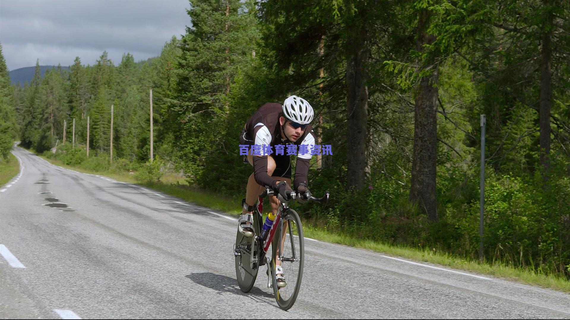 胡金秋力拼周琦不落下风，鏖战43分钟猛涨经验值